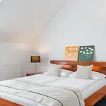 Pensjon Gieland Kolo Mragowa Bed and breakfast