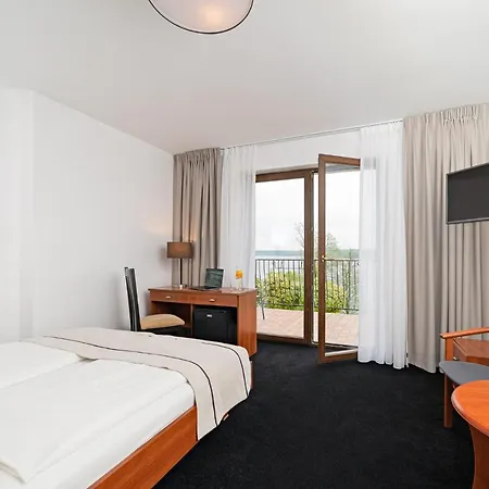 Bed & Breakfast Pensjon Gieland Kolo Mragowa Sorkwity