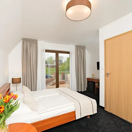 Bed & Breakfast Gieland Kolo Mragowa *