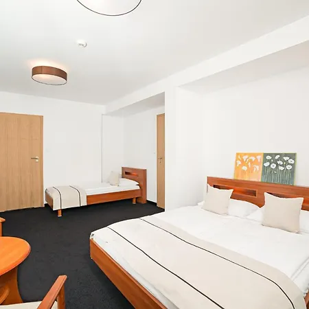 Gieland Kolo Mragowa 3*