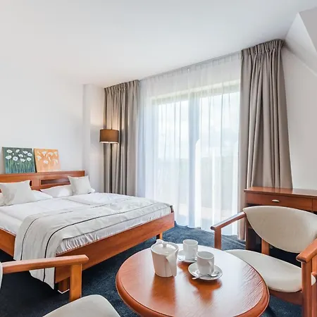 Gieland Kolo Mragowa 3*