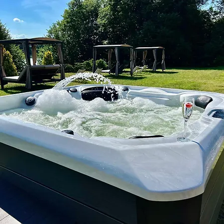 Alojamento de Acomodação e Pequeno-almoço Gieland Kolo Mragowa 3*