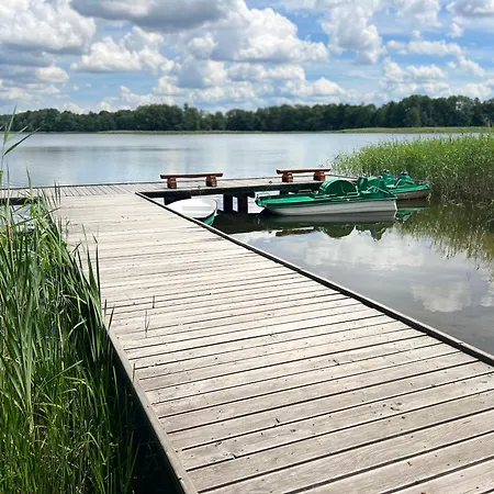 Bed & Breakfast Gieland Kolo Mragowa 3*